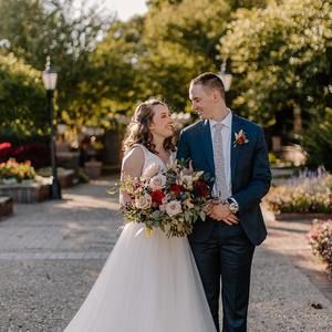 Meet your Posher, Caitlin